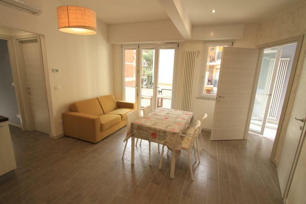 Gianluca Apartments 7 Finale Ligure Exteriör bild